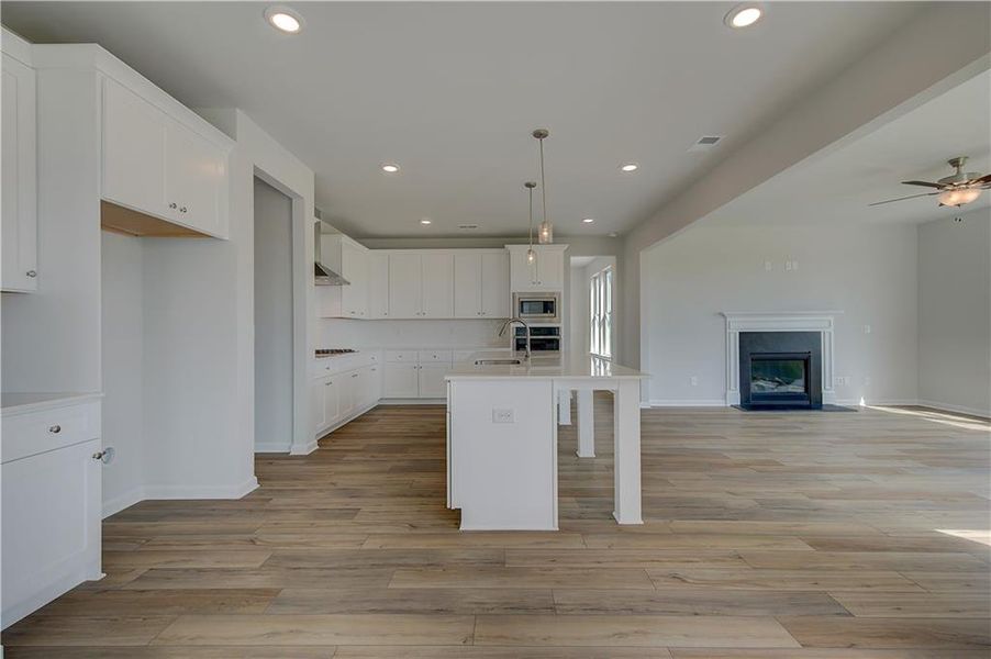 Spacious, unfurnished interior of a new home in Brighton, Locust Grove (Image 13).