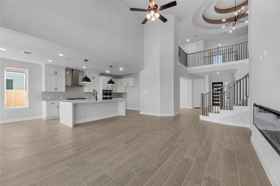 Representative image. Features, specifications, selections and colors may vary.