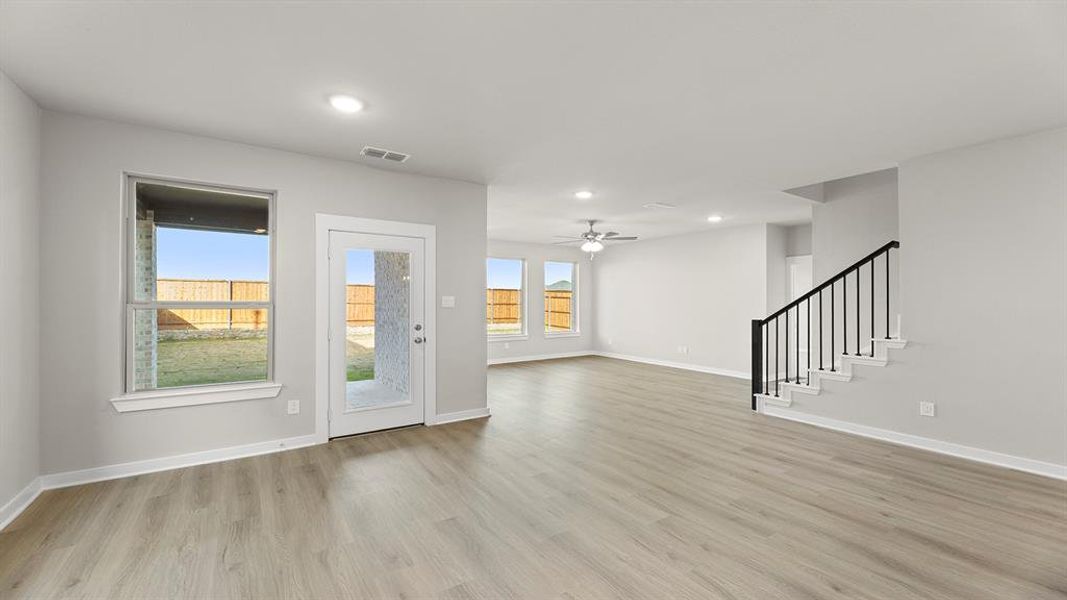 08. 9313 Derry - Dining (2)