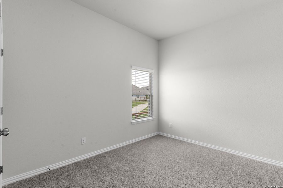 Spacious, unfurnished interior of a new home in The Crossvine, Schertz (Image 17).