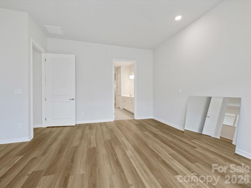 Spacious, unfurnished interior of a new home in Encore at Streamside - Classic Series, Waxhaw (Image 33).