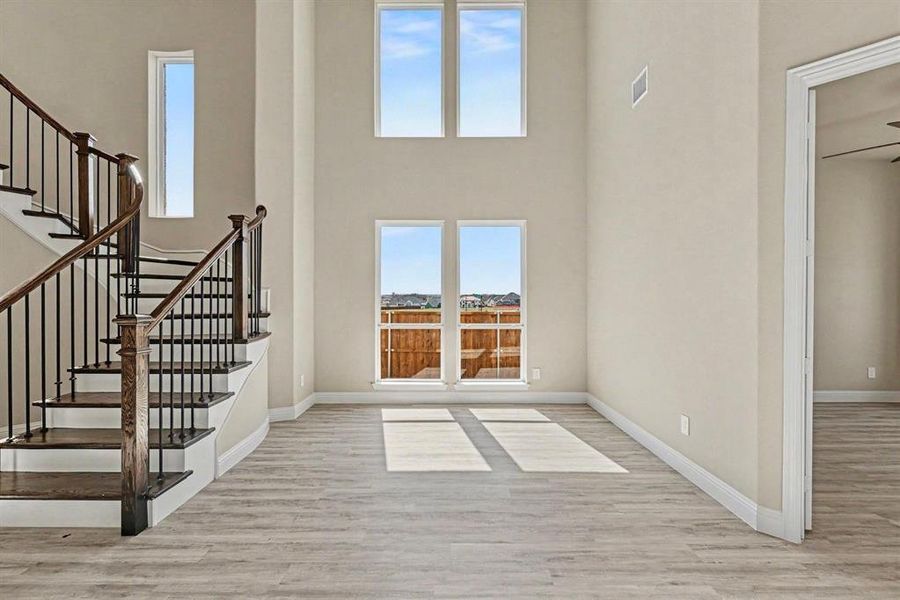 Spacious, unfurnished interior of a new home in Malabar Hill, Prosper (Image 22). Spacious, unfurnished interior of a new home in Malabar Hill, Prosper (Image 22).