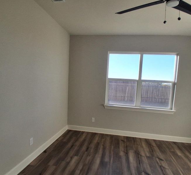 Spacious, unfurnished interior of a new home in , Anna (Image 8).