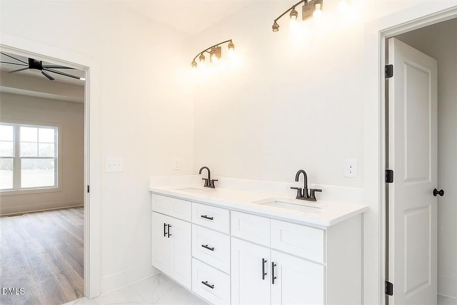 Master bathroom Master bathroom