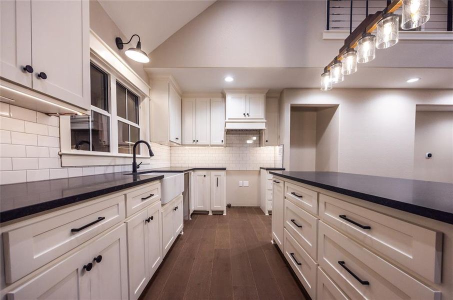 Furnished interior view inside a new home in , Waco (Image 3).