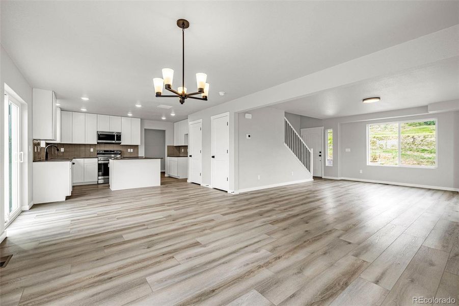 Spacious, unfurnished interior of a new home in , Colorado Springs (Image 16).