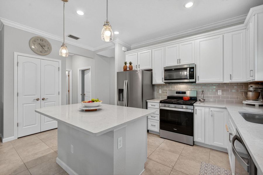 Furnished interior view inside a new home in , Port St. Lucie (Image 16).