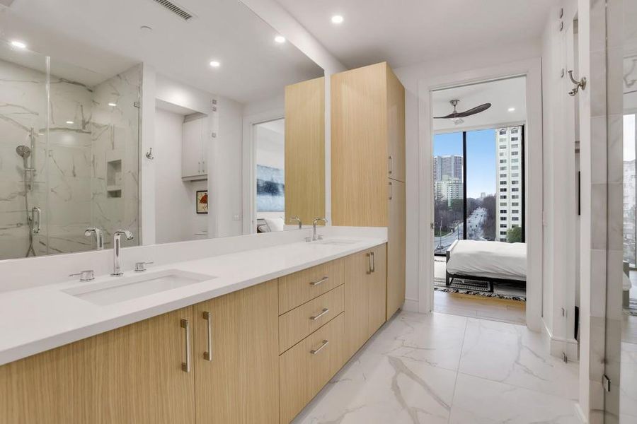 Furnished interior view inside a new home in The Dillon Buckhead, Atlanta (Image 55). Furnished interior view inside a new home in The Dillon Buckhead, Atlanta (Image 55).