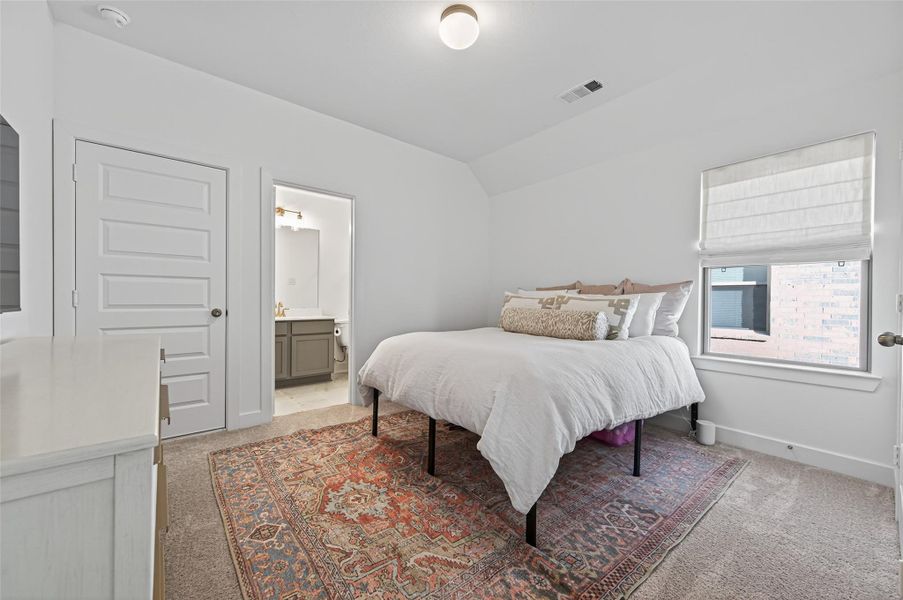 Bedroom #4 with private Ensuite Bathroom is perfect for guests. Bedroom #4 with private Ensuite Bathroom is perfect for guests.