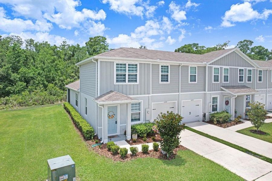 Front exterior of a new home in , New Port Richey, FL, highlighting curb appeal (Image 20).