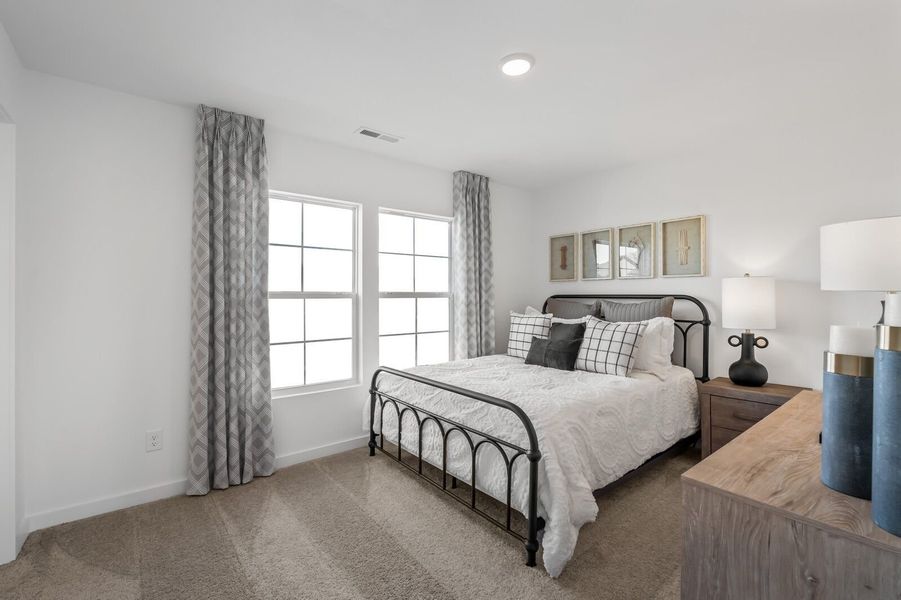 Furnished interior view inside a new home in The Towns at Red River, Gallatin (Image 31).