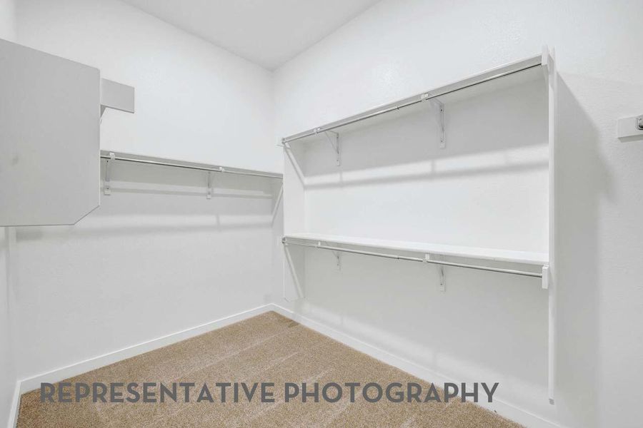 Spacious, unfurnished interior of a new home in Wolf Ranch, Georgetown (Image 13).