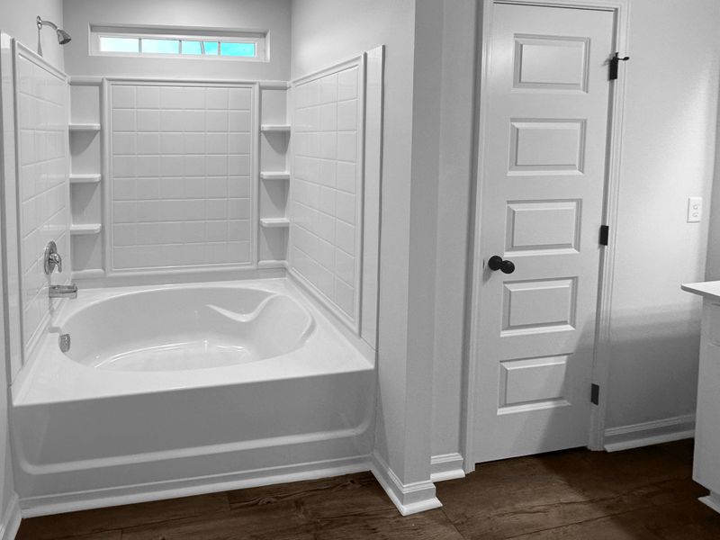 Furnished interior view inside a new home in Grand Reserve, Hinesville (Image 11).