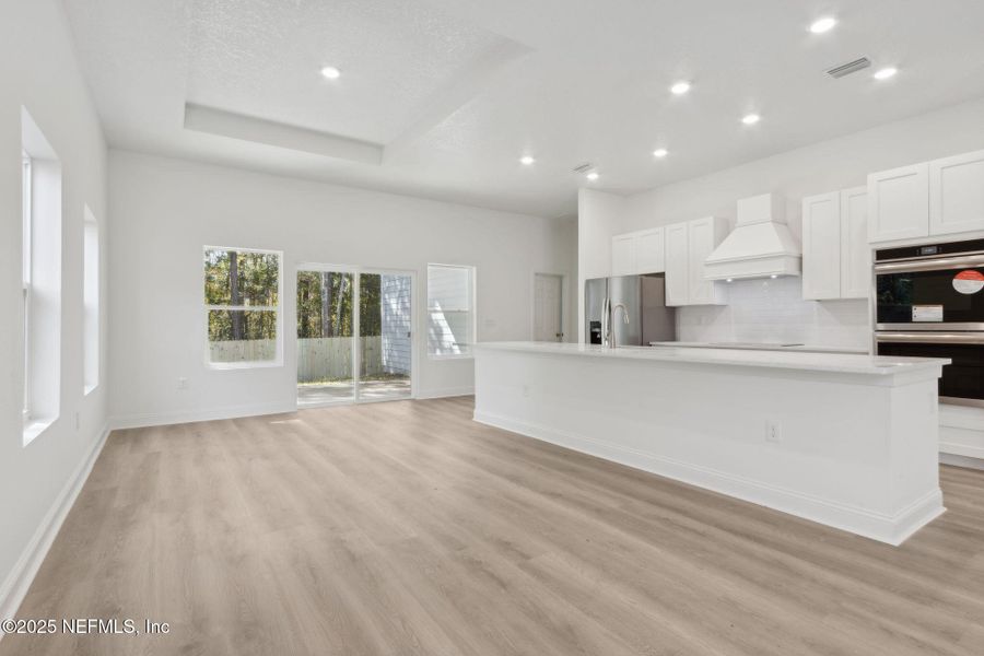 Furnished interior view inside a new home in , Middleburg (Image 10).
