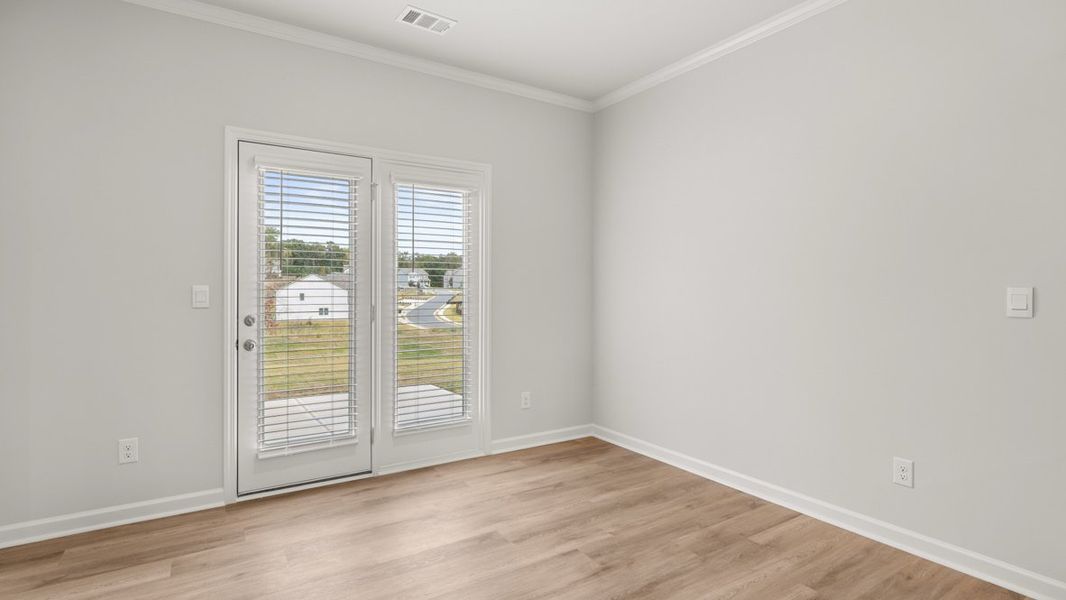 Representative unfurnished interior of a home built from the HALTON by D.R. Horton in Lost Creek, Dallas (Image 30).