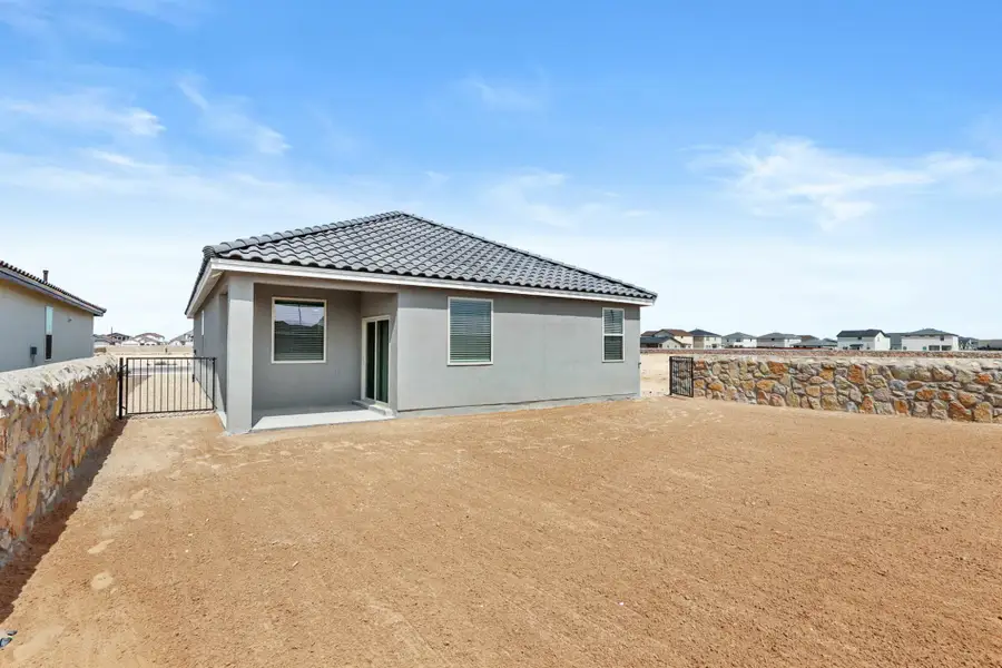Representative exterior details of a home built from the Prickly Pear by View Homes in Paseos Del Este, Horizon City (Image 4). Representative exterior details of a home built from the Prickly Pear by View Homes in Paseos Del Este, Horizon City (Image 4).