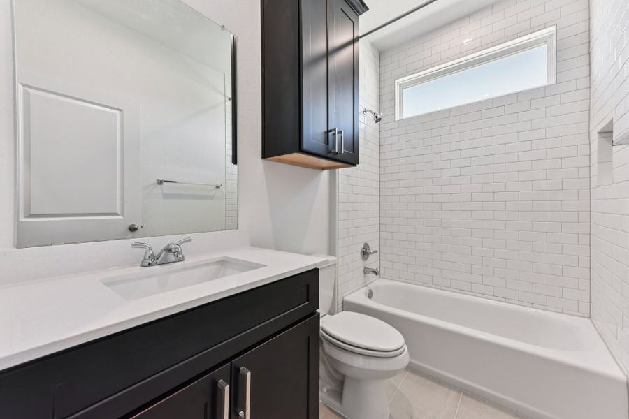 Furnished interior view inside a new home in Porter Country, Buda (Image 8).