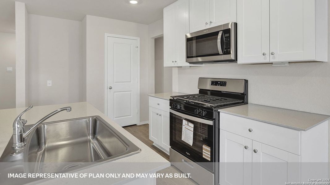 Image 23 of a home in Sunset Oaks.