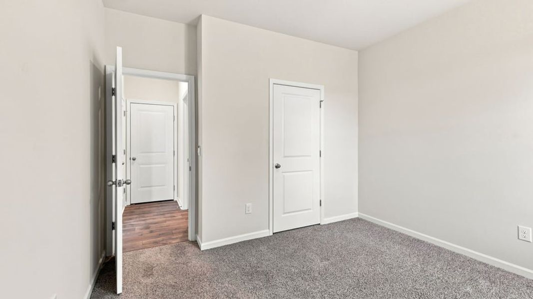 Spacious, unfurnished interior of a new home in Spring Ridge, Anderson (Image 34).