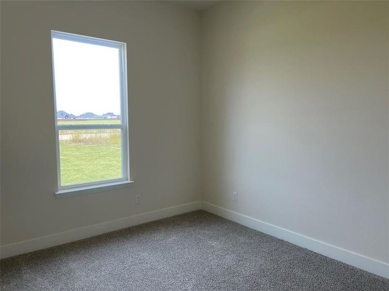 Spacious, unfurnished interior of a new home in , Waxahachie (Image 11).