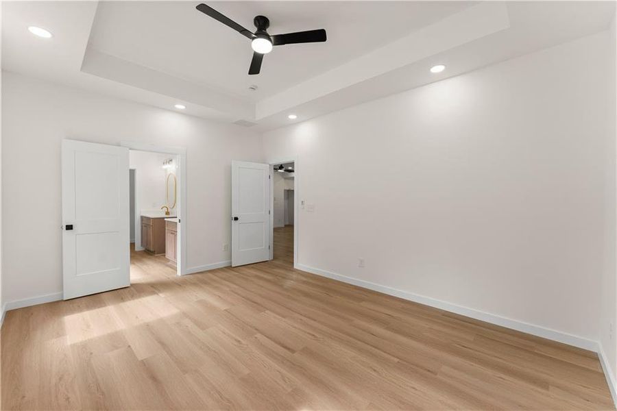 Spacious, unfurnished interior of a new home in , Gainesville (Image 35).