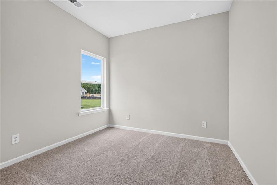 Spacious, unfurnished interior of a new home in Southbend, Rome (Image 23).
