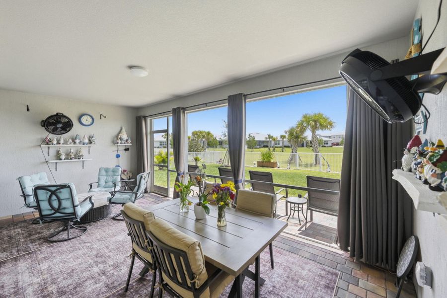 38-web-or-mls-12261-sw-sand-dollar-way