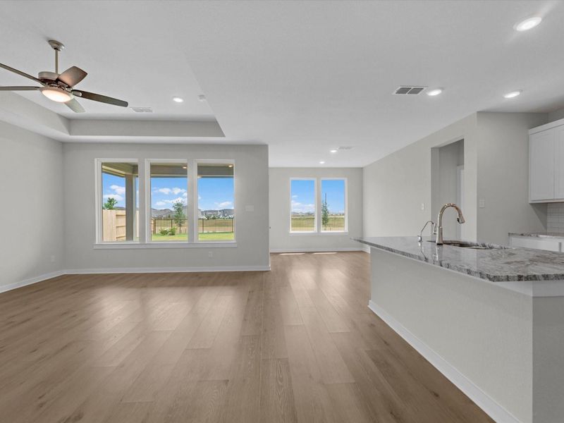 Spacious, unfurnished interior of a new home in Mason Woods, Cypress (Image 20).