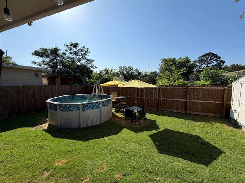 Exterior details and patio area of a home in , Dallas (Image 23).