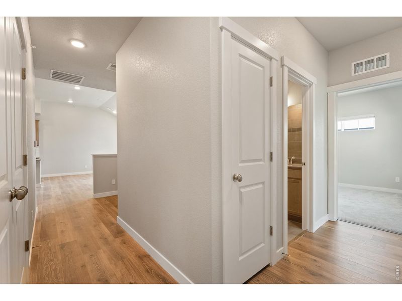 Spacious, unfurnished interior of a new home in The Lakes at Centerra, Loveland (Image 37).