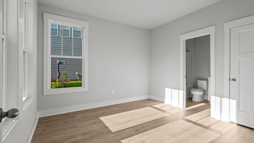 Furnished interior view inside a new home in Wells Crossing, Seneca (Image 16).