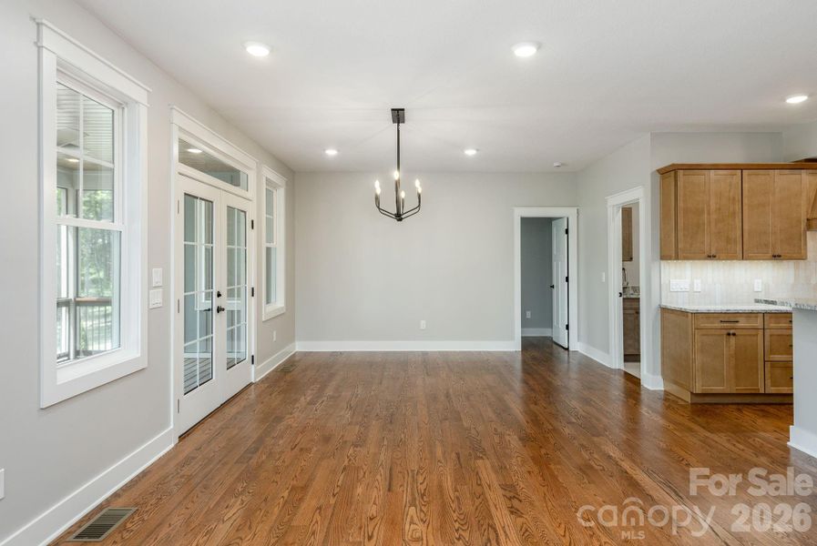 Spacious, unfurnished interior of a new home in , Flat Rock (Image 27).