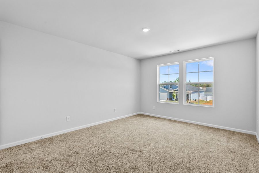 Spacious, unfurnished interior of a new home in Hanes Lake, Winston-Salem (Image 30). Spacious, unfurnished interior of a new home in Hanes Lake, Winston-Salem (Image 30).