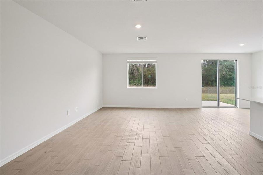 Spacious, unfurnished interior of a new home in , Brooksville (Image 37).