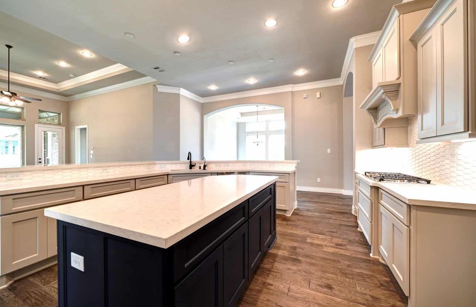 Representative furnished interior of a home built from the 3030 by Ravenna Homes in The Woodlands Hills 65′, Willis (Image 6). Representative furnished interior of a home built from the 3030 by Ravenna Homes in The Woodlands Hills 65′, Willis (Image 6).