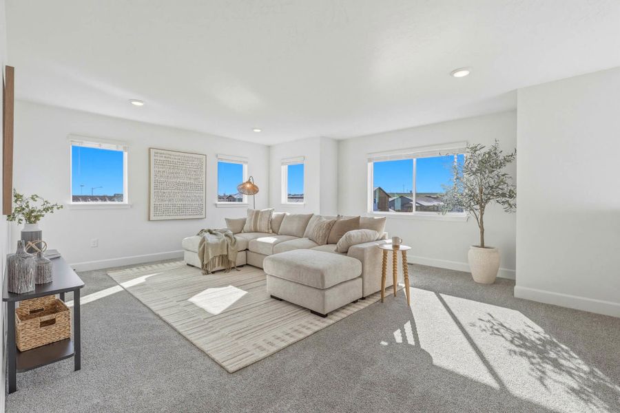 Furnished interior view inside a new home in Upland Meadows, Hermiston (Image 31).