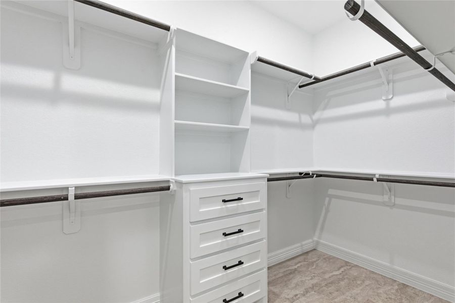 walk-in closet