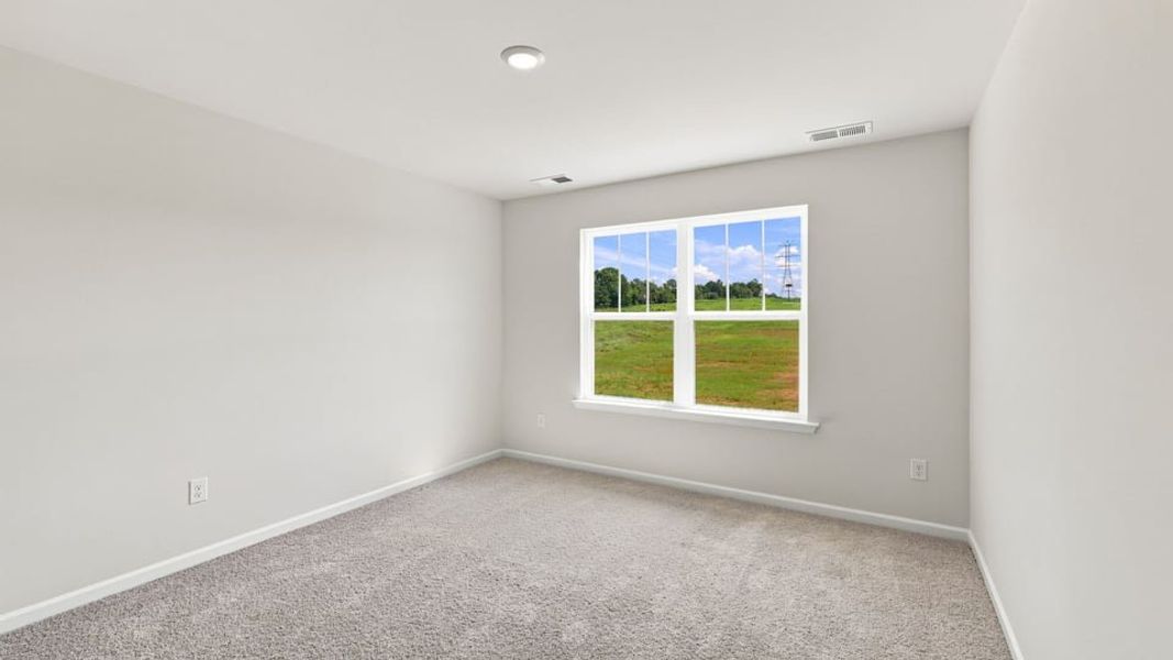 Spacious, unfurnished interior of a new home in Baxter Village, Boiling Springs (Image 27).