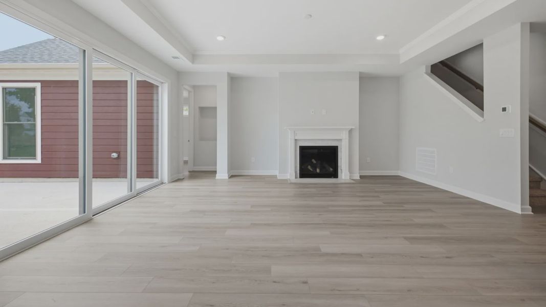 Spacious, unfurnished interior of a new home in The Courtyards at Oak Grove, Durham (Image 19).