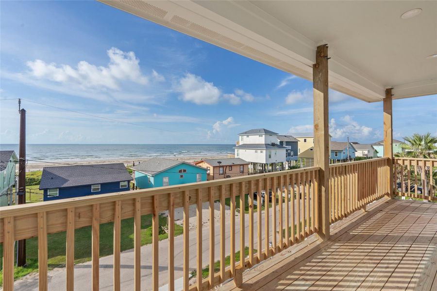 Expansive Views and Decking 2nd Floor