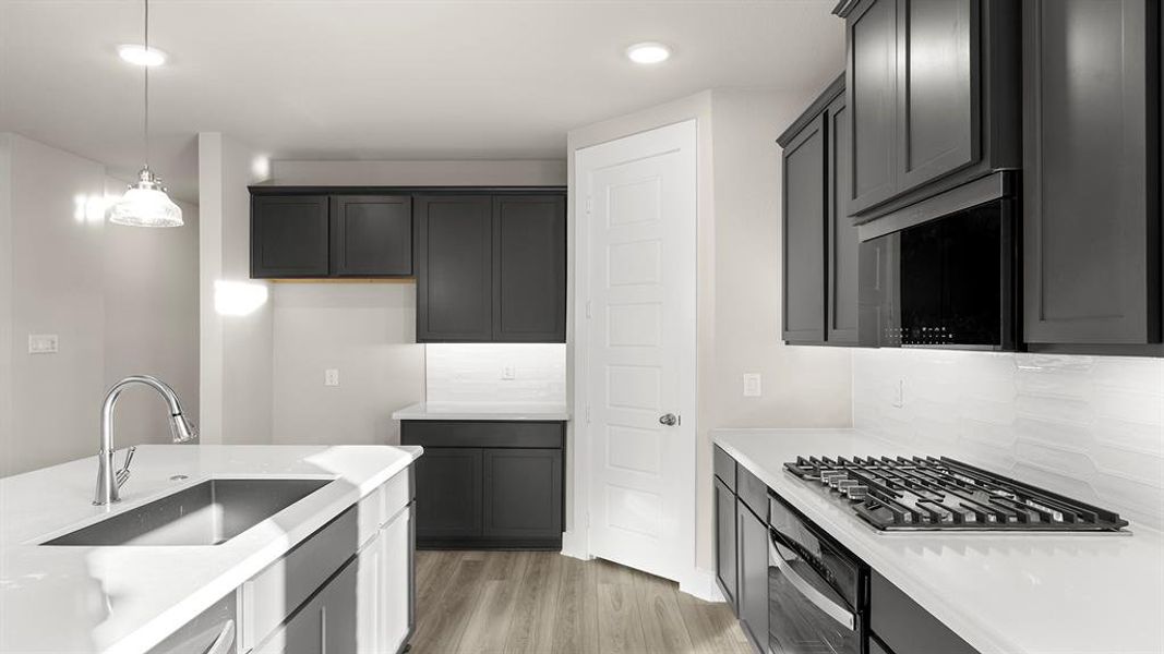 15. 1421 Tipperary - Kitchen (3)