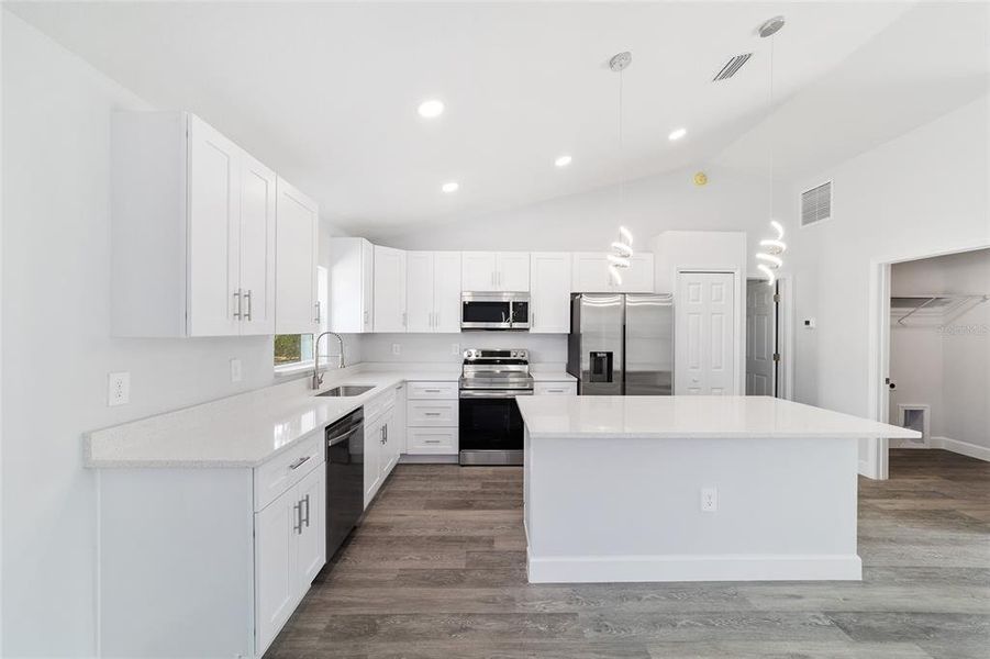 Image 37 of a home in .