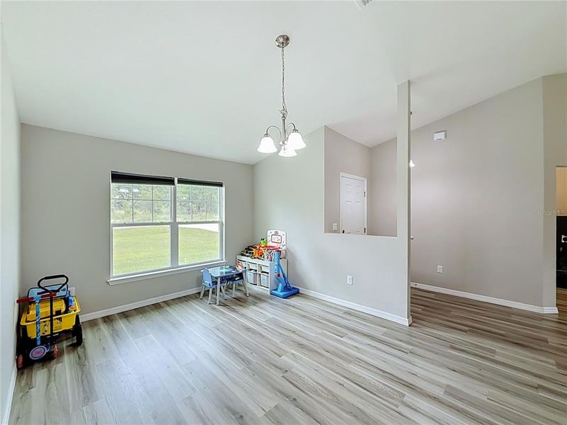 Spacious, unfurnished interior of a new home in , Dunnellon (Image 23).