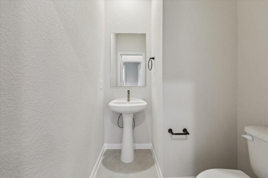 Furnished interior view inside a new home in , Katy (Image 16).