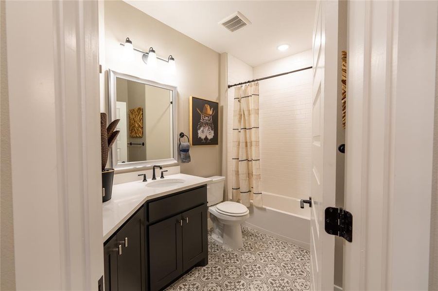 Furnished interior view inside a new home in , Little Elm (Image 36). Furnished interior view inside a new home in , Little Elm (Image 36).