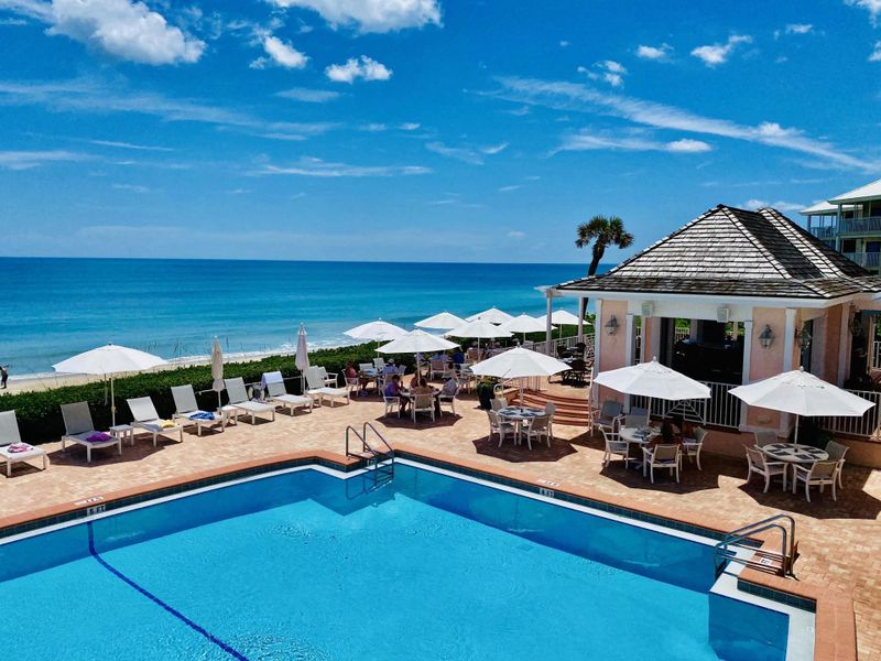 Clubhouse Pool Clubhouse Pool