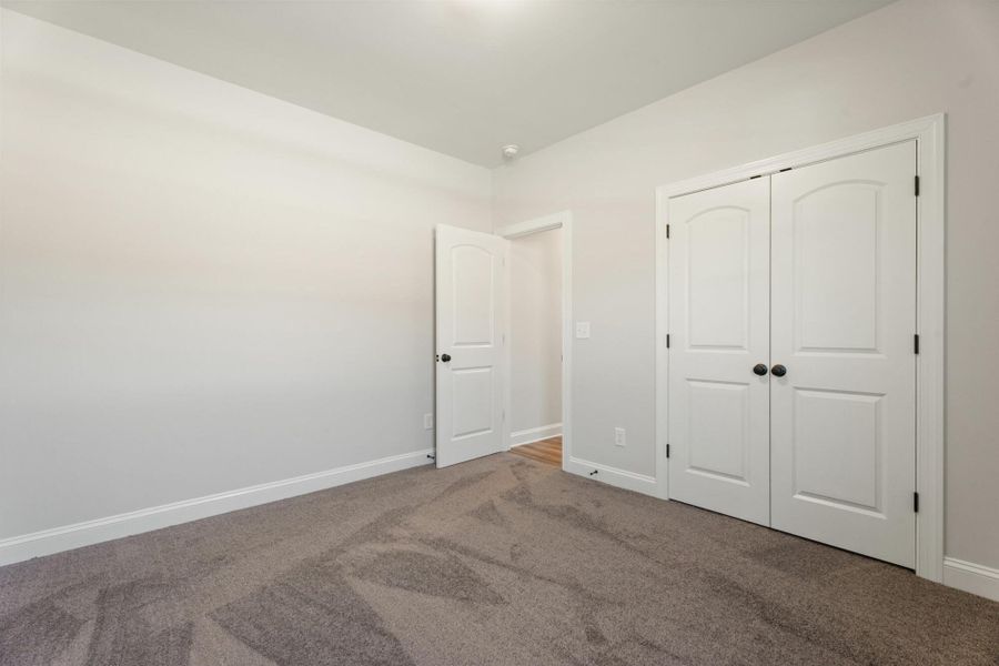 Spacious, unfurnished interior of a new home in Hopewell Garden, Winston-Salem (Image 20).