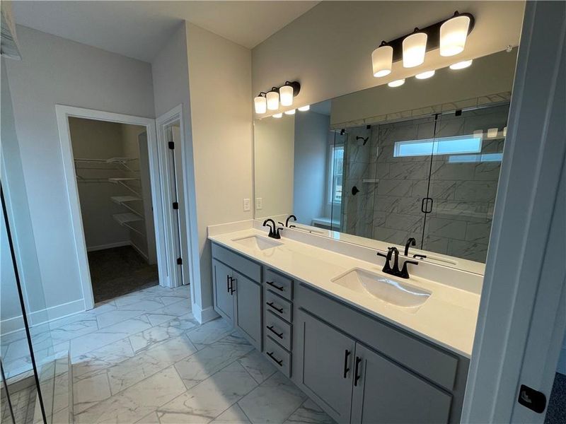 Furnished interior view inside a new home in Summerlin, Winder (Image 7).