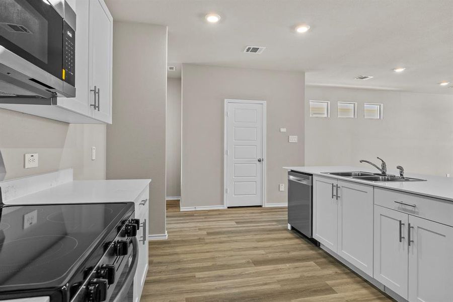 Furnished interior view inside a new home in , Fort Worth (Image 8). Furnished interior view inside a new home in , Fort Worth (Image 8).