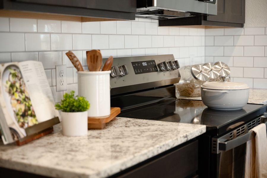 Representative interior finishes for a home built from the The Daffodil by Avonley Homes in Rubicon, Caldwell (Image 21).